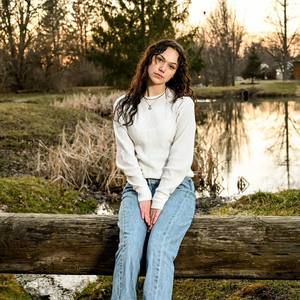 Meet your Posher, Lainie